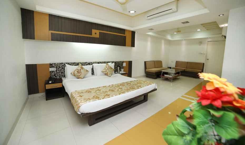 Hotel Grand Suites Indaur Exteriér fotografie