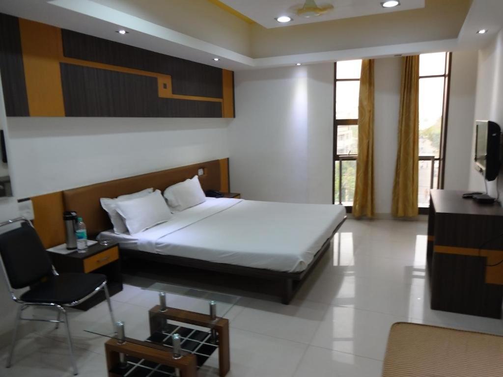 Hotel Grand Suites Indaur Exteriér fotografie
