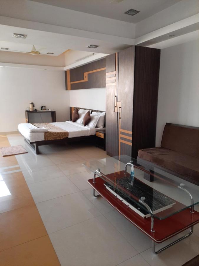 Hotel Grand Suites Indaur Exteriér fotografie