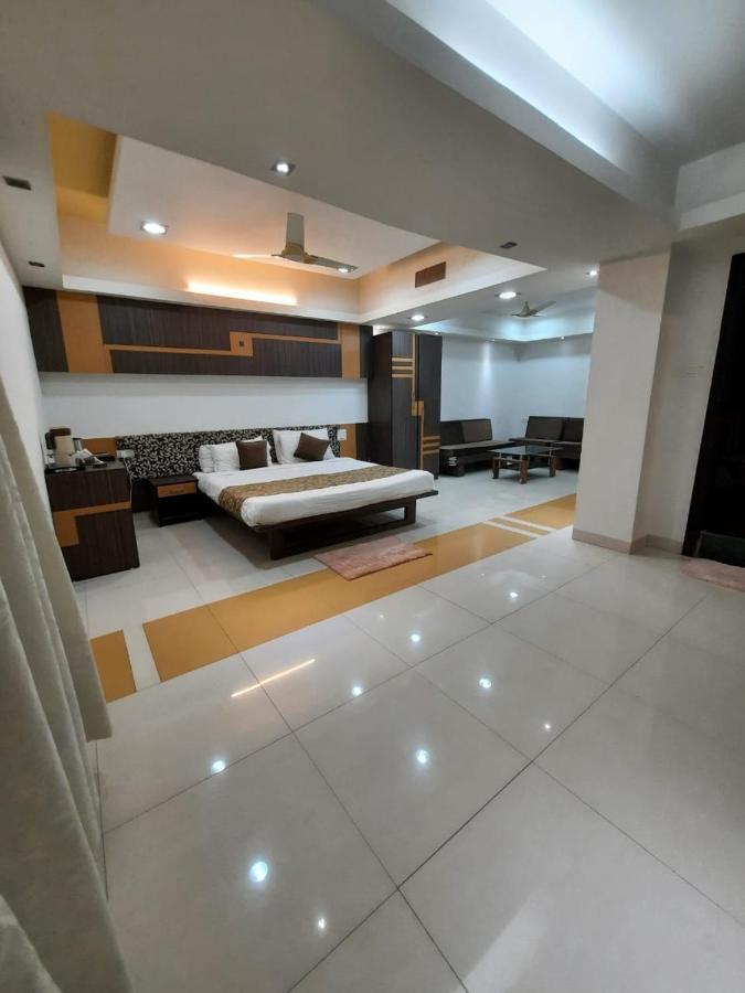 Hotel Grand Suites Indaur Exteriér fotografie